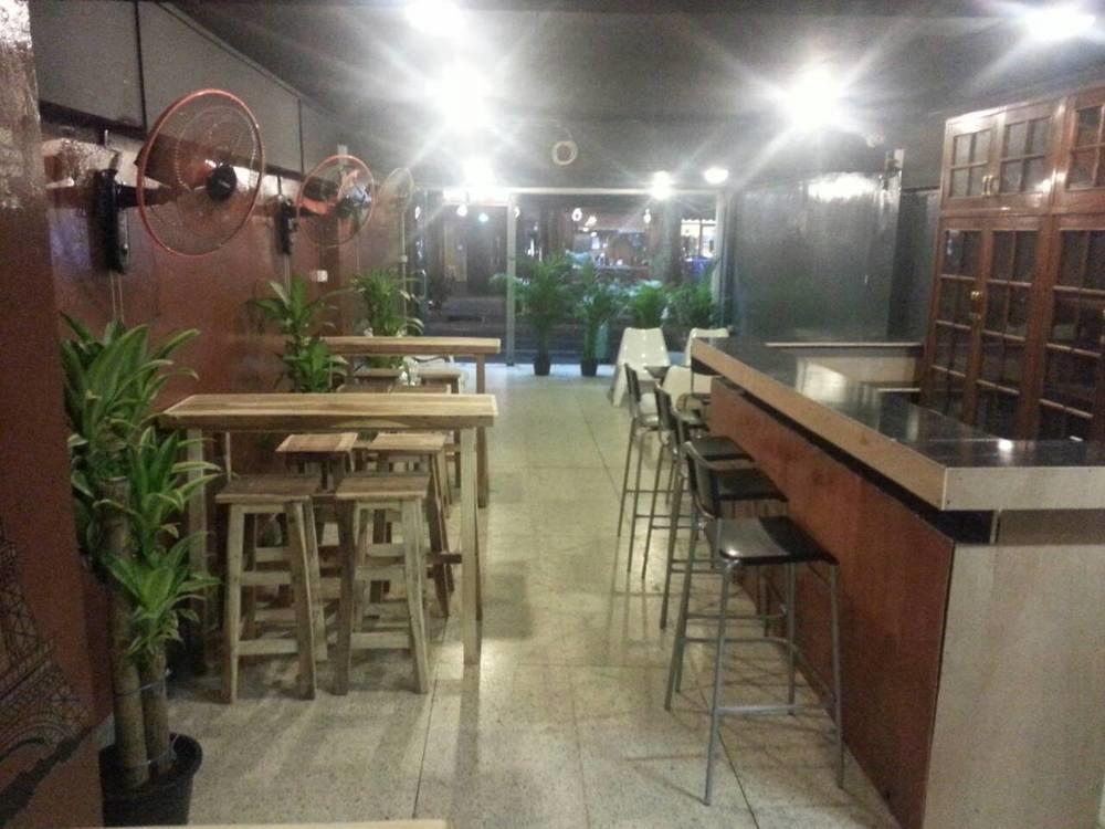 Wacky Fun Party Hostel Bangkok Exterior photo